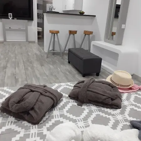 Deluxe Yiota's ! Holiday home