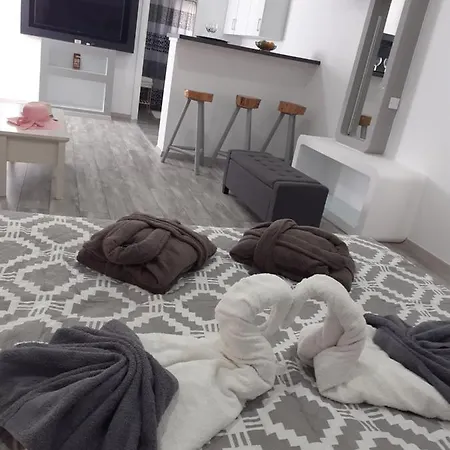 Holiday home Deluxe Yiota's !