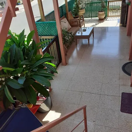 Holiday home Deluxe Yiota's !