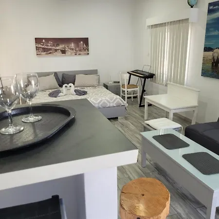 Casa vacanze Deluxe Yiota's ! Klorakas