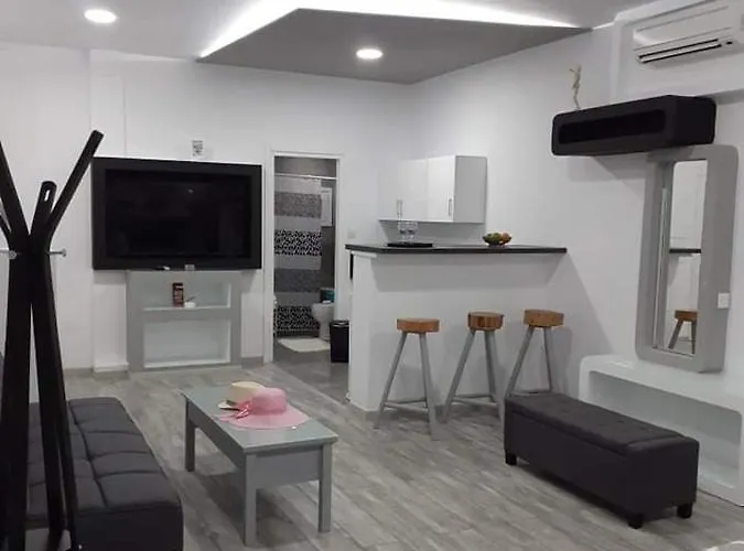 Deluxe Yiota's ! Holiday home